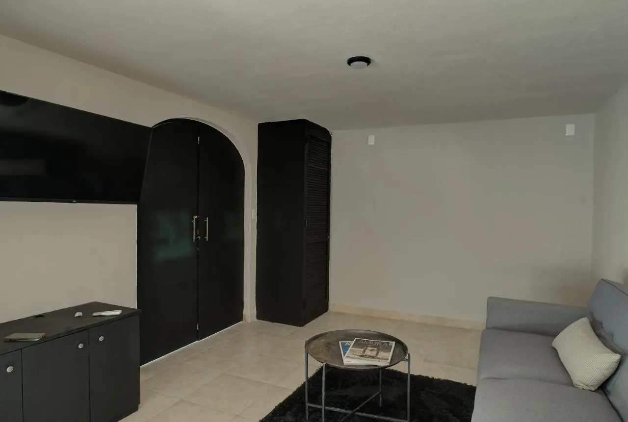 Holiday home 5Br Beautiful Home In Downtown Cancun, 10Min Beach