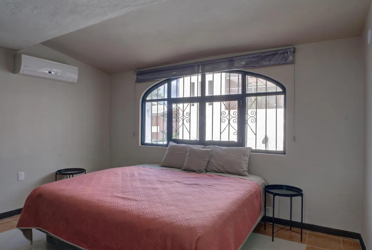 5Br Beautiful Home In Downtown Cancun, 10Min Beach Holiday home Cancun