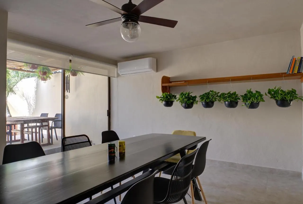5Br Beautiful Home In Downtown Cancun, 10Min Beach