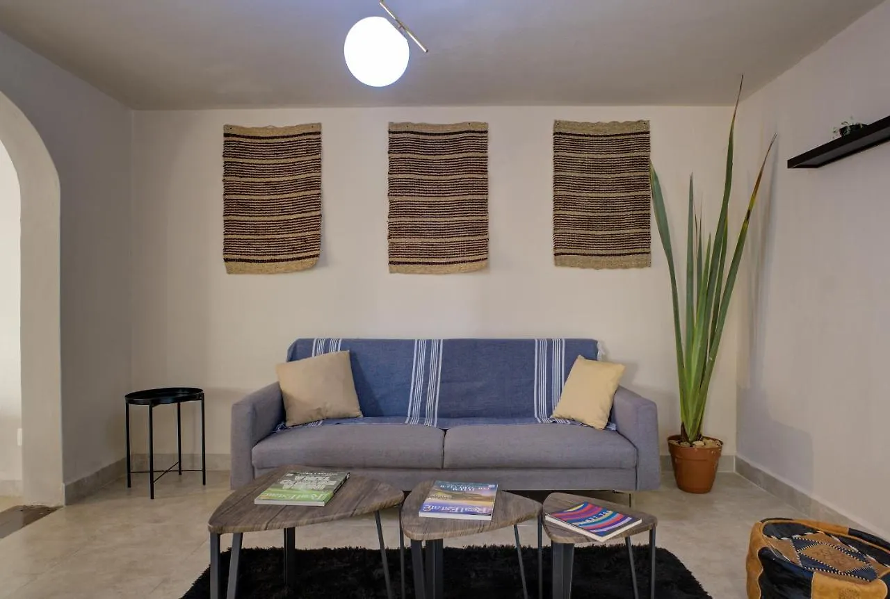 5Br Beautiful Home In Downtown Cancun, 10Min Beach Holiday home